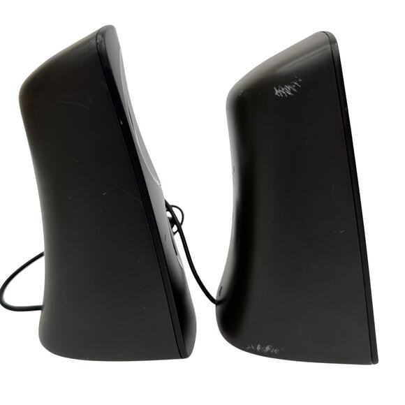 Logitech 2.0 Stereo Computer Speakers Black with Silver Rings 3.5mm Wired - Picture 3 of 5